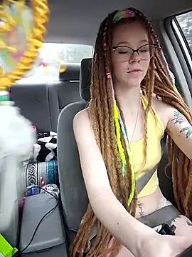 LucidLucy online show from April 15, 2026, 7:58 pm