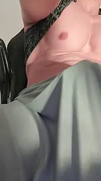 Snapshot of sexy_fit_guy_on_cam chatting on February 3, 2026, 12:21 pm sexy fit guy on cam online show from February 3, 2026, 12:21 pm