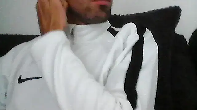 Snapshot of juju156111 chatting on September 10, 2025, 9:41 am juju156111 online show from September 10, 2025, 9:41 am