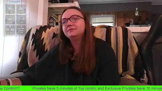 ZeTurtleMaster online show from October 6, 2025, 5:24 pm