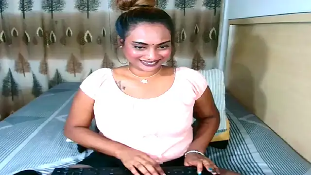 sexyindianchic online show from March 6, 2025, 6:05 pm