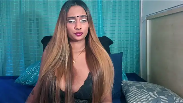 Snapshot of sexyindianchic chatting on May 9, 2026, 10:40 am sexyindianchic online show from May 9, 2026, 10:40 am