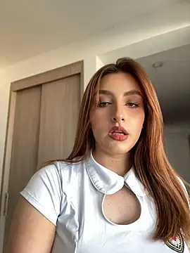 Snapshot of Anavi_ chatting on May 7, 2026, 9:29 pm Anavi online show from May 7, 2026, 9:29 pm