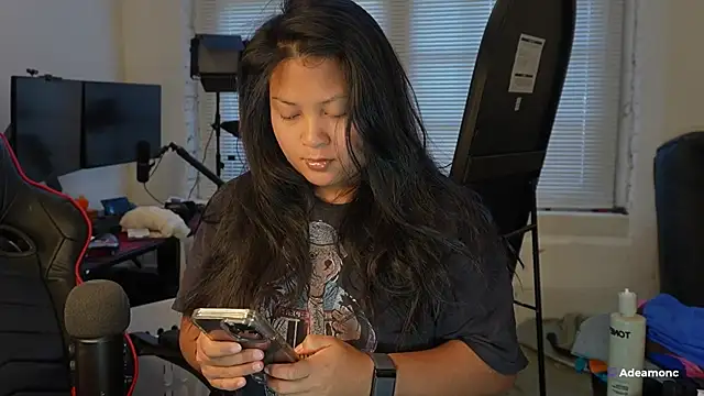 Snapshot of Bubbleliyah chatting on December 16, 2025, 8:46 pm Bubbleliyah online show from December 16, 2025, 8:46 pm