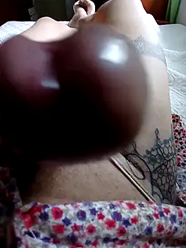 JoiceSexy10 online show from October 27, 2025, 1:34 pm