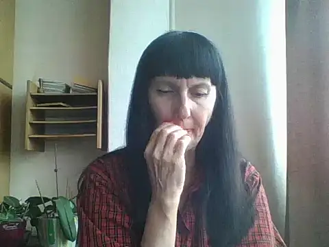MelanyBanks online show from September 28, 2025, 8:21 am