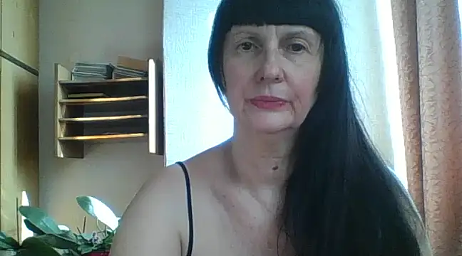 MelanyBanks online show from March 8, 2025, 9:39 am