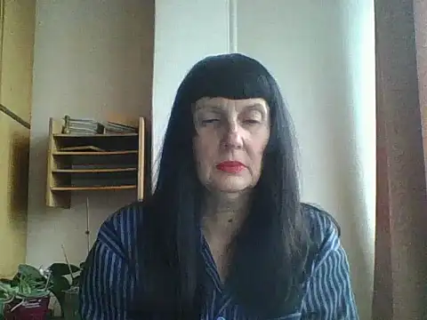 Snapshot of MelanyBanks chatting on October 9, 2025, 11:33 am MelanyBanks online show from October 9, 2025, 11:33 am