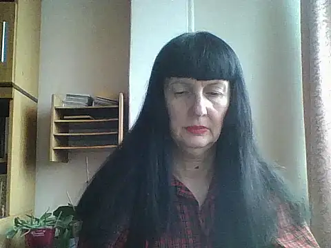 Snapshot of MelanyBanks chatting on December 3, 2025, 8:36 am MelanyBanks online show from December 3, 2025, 8:36 am