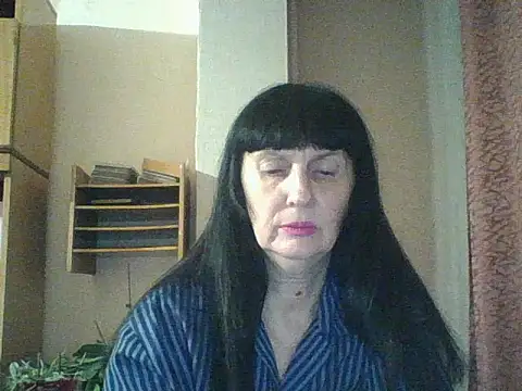 Snapshot of MelanyBanks chatting on November 19, 2025, 8:31 pm MelanyBanks online show from November 19, 2025, 8:31 pm