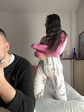 couplepenetration online show from February 13, 2025, 2:31 pm