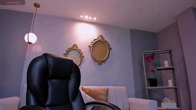 BrennaWalker online show from February 27, 2025, 6:13 am