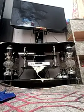 Snapshot of Popzbo chatting on December 21, 2025, 5:36 pm Popzbo online show from December 21, 2025, 5:36 pm