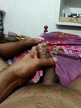 Snapshot of Dileep790 chatting on December 4, 2025, 5:39 am Dileep790 online show from December 4, 2025, 5:39 am