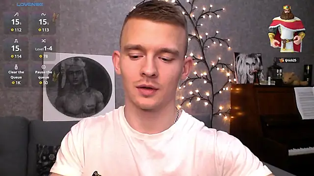 Snapshot of Marvelboy_ chatting on January 31, 2025, 9:37 pm Marvelboy online show from January 31, 2025, 9:37 pm