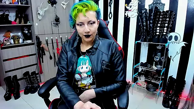 Mistress Yelena online show from December 20, 2024, 11:37 pm