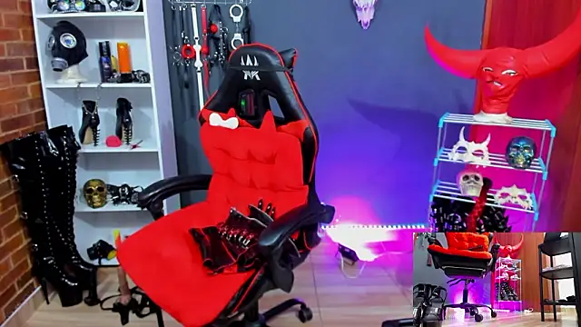 Mistress Yelena online show from March 8, 2026, 2:04 am