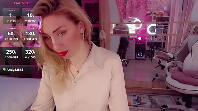 Snapshot of AnnieGOld_ chatting on October 31, 2025, 7:54 pm AnnieGOld online show from October 31, 2025, 7:54 pm