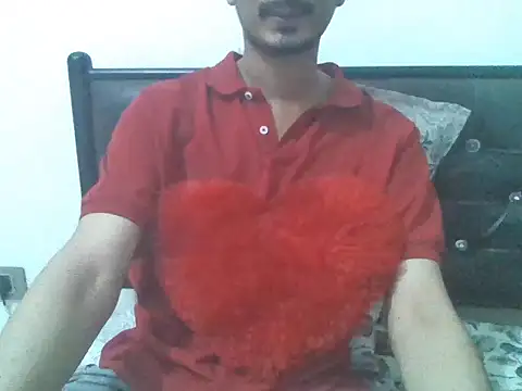 dreamtoungelick69 online show from November 7, 2025, 5:28 pm