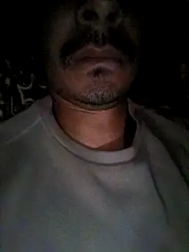 dreamtoungelick69 online show from February 5, 2026, 11:33 pm