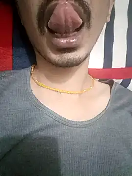 dreamtoungelick69 online show from December 10, 2024, 6:49 pm