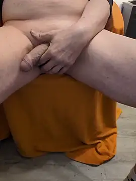 MarcMall online show from October 27, 2025, 8:21 pm