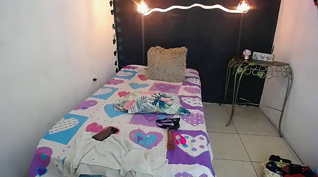 Snapshot of SexyKataShow chatting on February 16, 2025, 10:33 pm SexyKataShow online show from February 16, 2025, 10:33 pm