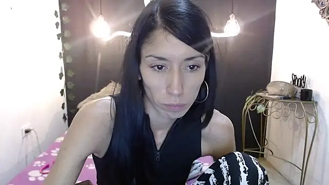 Snapshot of SexyKataShow chatting on January 21, 2025, 11:55 pm SexyKataShow online show from January 21, 2025, 11:55 pm
