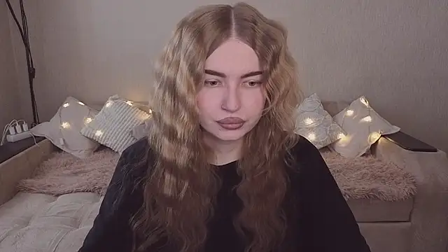 ViolettaLopez online show from March 21, 2026, 1:37 pm