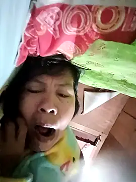 TropicalFlower online show from February 13, 2026, 9:04 pm