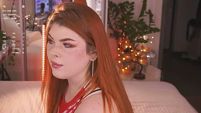 Snapshot of Ffoxyflame chatting on November 18, 2025, 10:45 pm Ffoxyflame online show from November 18, 2025, 10:45 pm