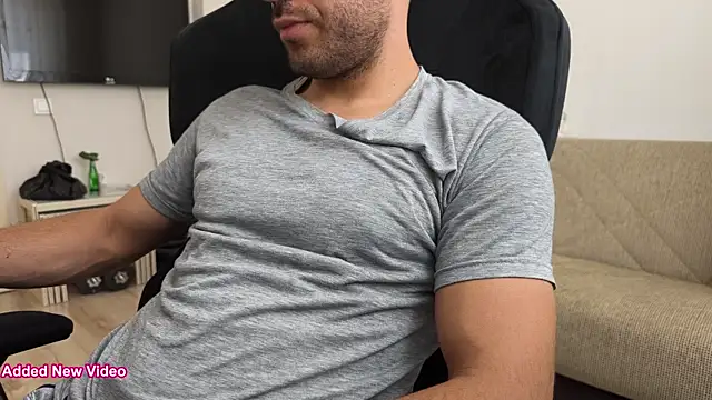 Snapshot of Emre_Ty chatting on September 28, 2025, 10:11 am Emre Ty online show from September 28, 2025, 10:11 am