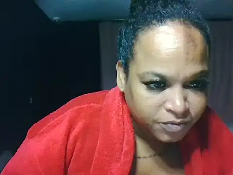 Snapshot of BlackDaimond1 chatting on December 24, 2024, 12:33 am BlackDaimond1 online show from December 24, 2024, 12:33 am