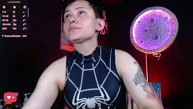 girl intense444 online show from April 7, 2026, 7:26 pm