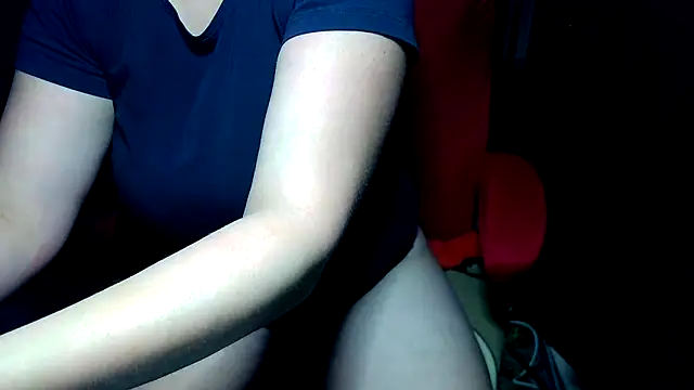 Snapshot of sexydame88 chatting on October 16, 2025, 10:01 am sexydame88 online show from October 16, 2025, 10:01 am