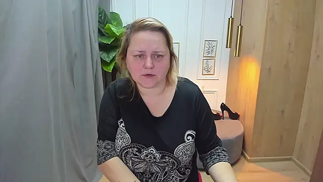 ScarlettSoft online show from December 17, 2024, 5:51 am
