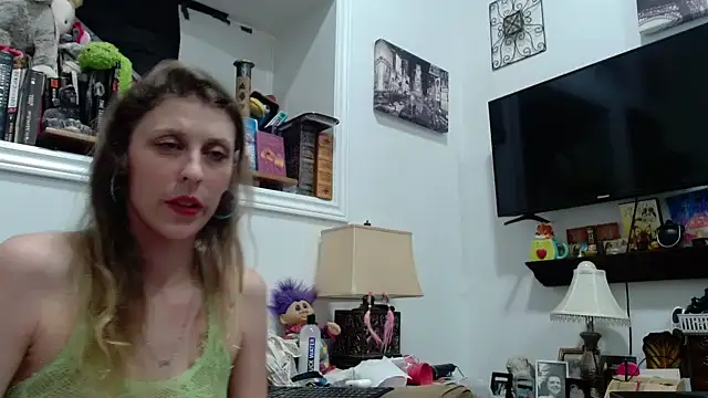 Snapshot of Candy-apple chatting on October 30, 2025, 1:15 am Candy-apple online show from October 30, 2025, 1:15 am