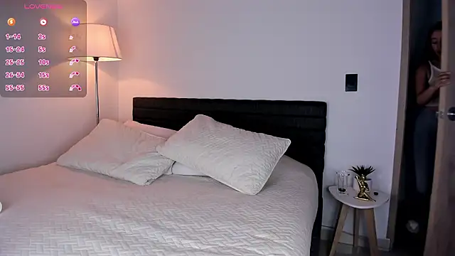 thinysweet online show from March 11, 2026, 12:43 pm