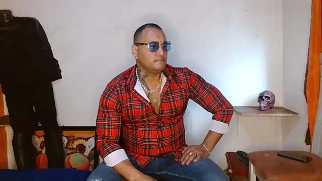 hardrock982 online show from March 6, 2025, 1:24 pm