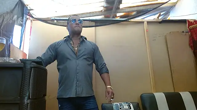 hardrock982 online show from February 25, 2025, 1:43 pm