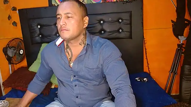 hardrock982 online show from March 12, 2025, 1:19 pm