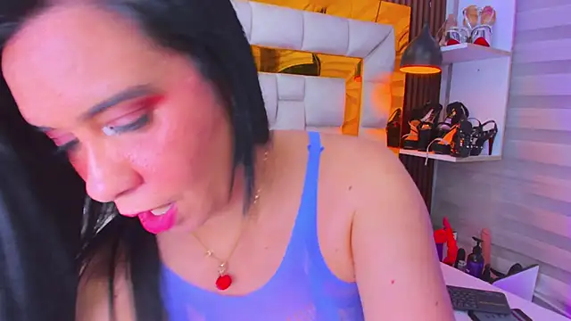 bigass monic online show from February 8, 2026, 3:04 am