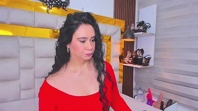 bigass monic online show from November 7, 2025, 3:22 am