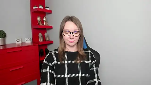 Snapshot of Cookie_zoe chatting on October 17, 2025, 6:50 am Cookie zoe online show from October 17, 2025, 6:50 am