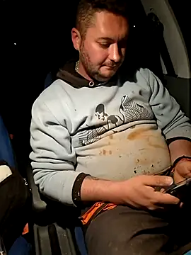 nemes2 online show from December 3, 2025, 3:55 pm