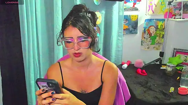 Snapshot of Cherrypieuwu chatting on May 30, 2026, 2:18 am Cherrypieuwu online show from May 30, 2026, 2:18 am