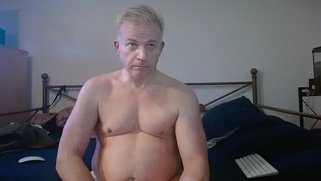 Snapshot of Dragonnyc@xh chatting on April 24, 2026, 10:34 pm Dragonnycxh online show from April 24, 2026, 10:34 pm