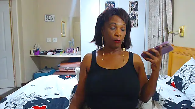 Hotgrannyx online show from February 19, 2025, 4:22 pm