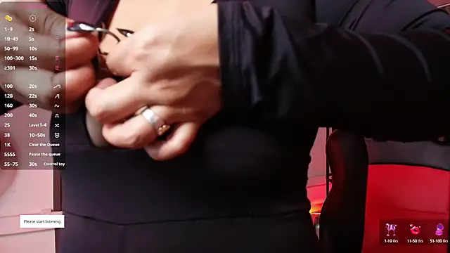 arianna smith  online show from September 25, 2025, 8:04 pm