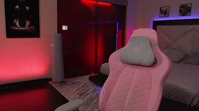 Snapshot of GirlGogo chatting on November 25, 2025, 9:15 pm GirlGogo online show from November 25, 2025, 9:15 pm